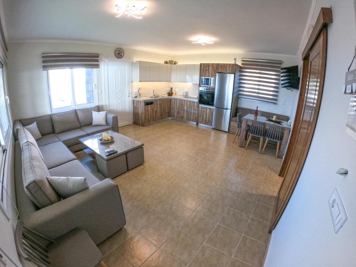 Golden Sunrise Stegna Apartment อาร์คานเยโลส ภายนอก รูปภาพ