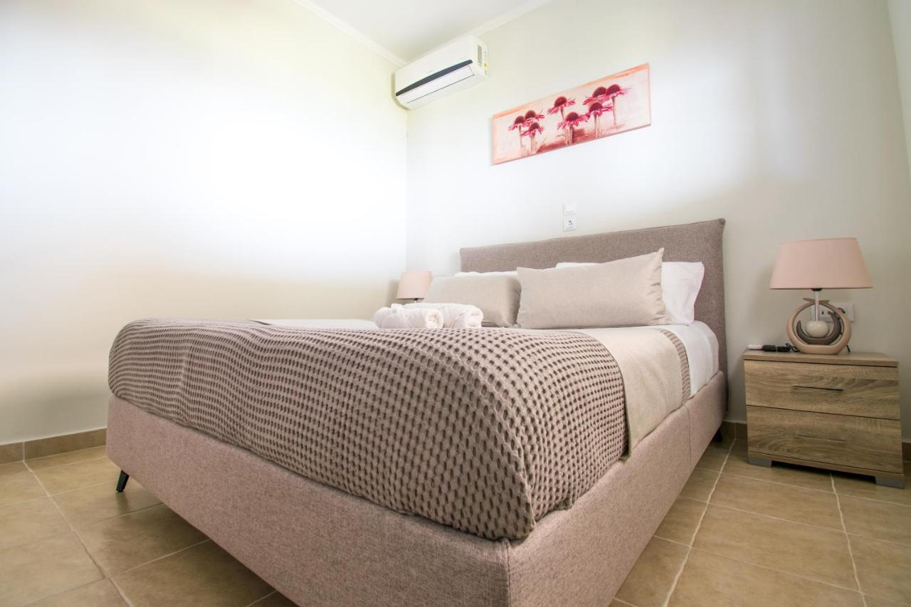 Golden Sunrise Stegna Apartment อาร์คานเยโลส ภายนอก รูปภาพ